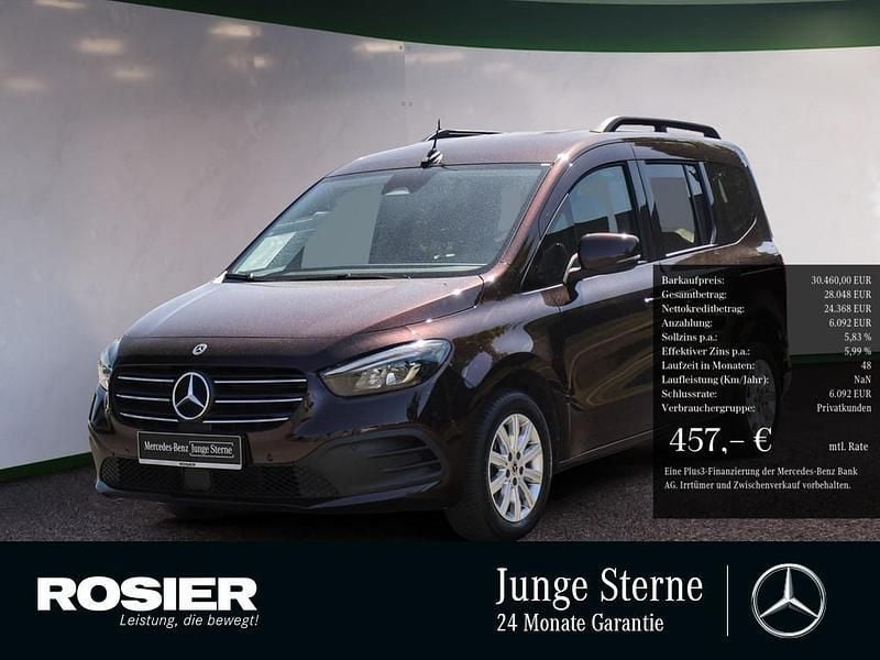 Rot / rubellitrot Gebraucht 2024 Mercedes T180 Progressive Van / Kleinbus | 30.460 € (Teuer) - Bild 1/4
