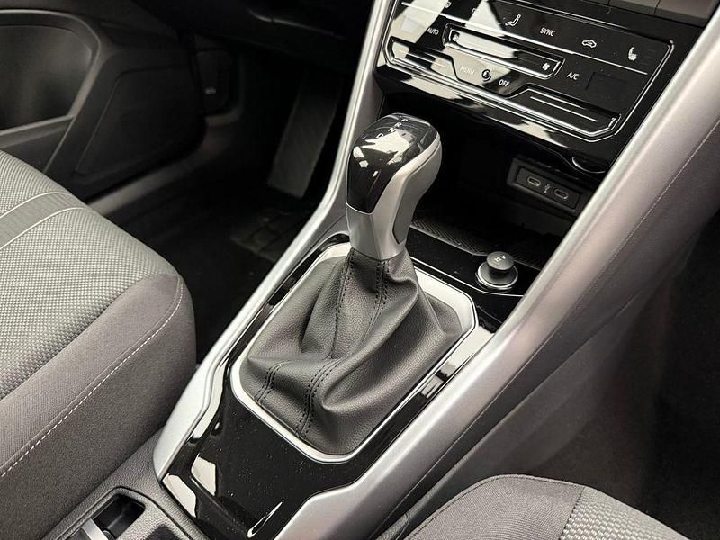 Gebraucht VW T-Roc Life 150 PS (110 kW) 2025 Schwarz SUV