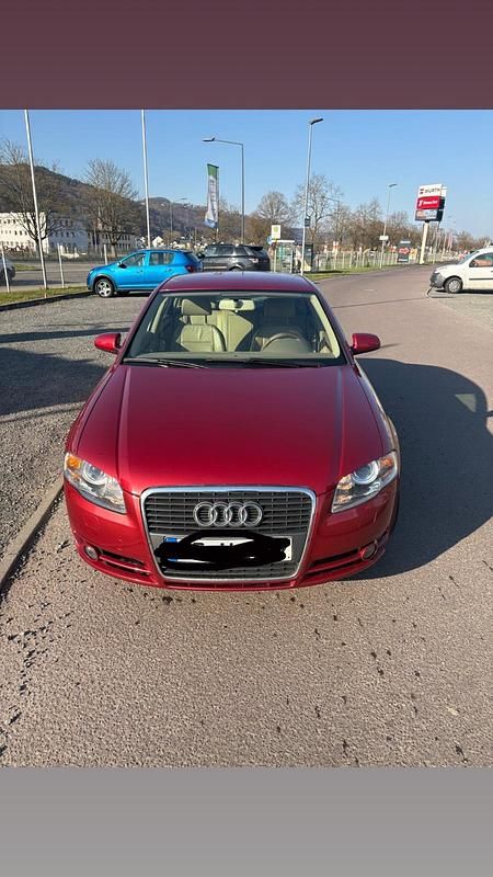 Gebraucht Audi A4 180 PS (132 kW) 2007 Rot Limousine