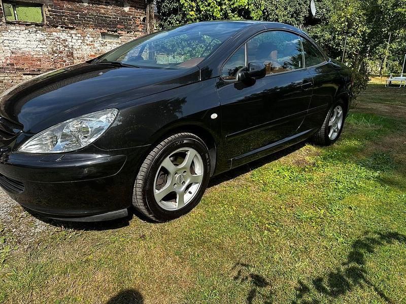 Schwarz Gebraucht 2004 Peugeot 307 CC Cabrio | 2.250 € (Guter Preis) - Bild 1/4