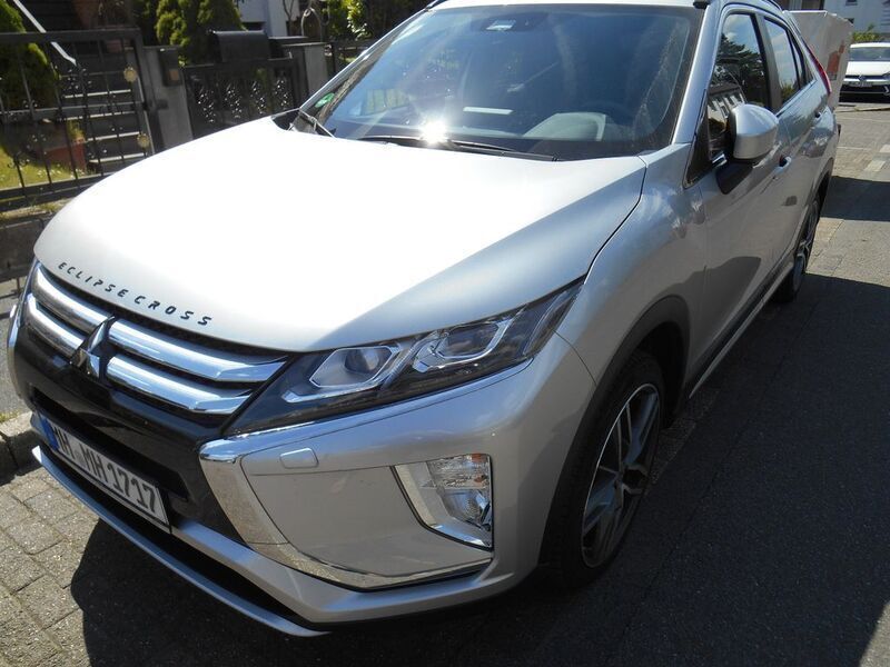 Silber Gebraucht 2020 Mitsubishi Eclipse Cross SUV | 20.300 € (Guter Preis) - Bild 1/4