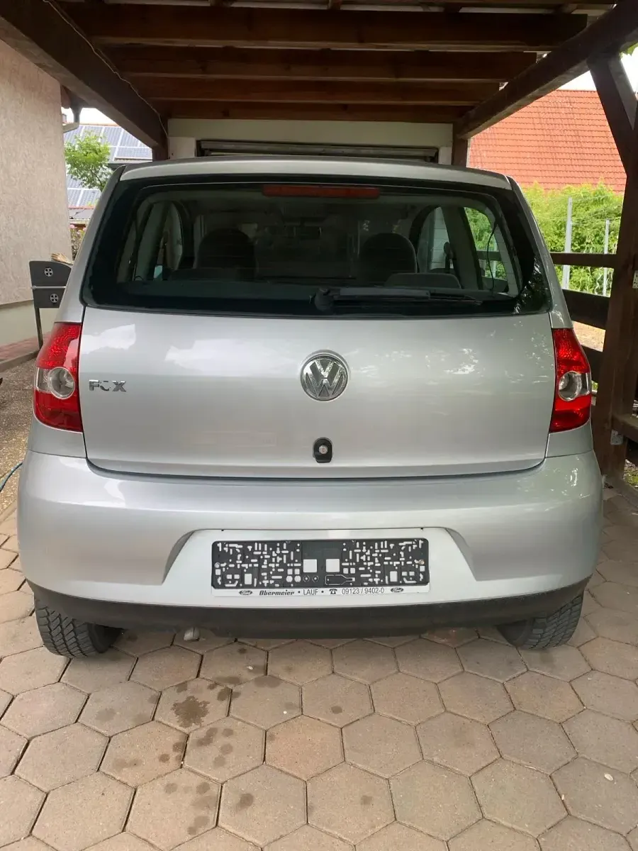 Gebraucht VW Fox 50 PS (36 kW) 2005 Silber Kleinwagen