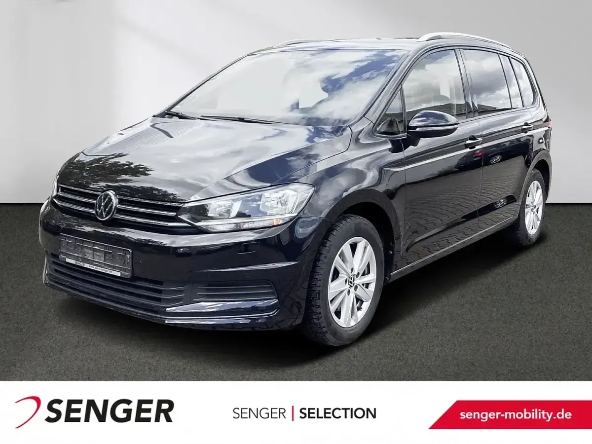 Gebraucht VW Touran Comfortline 150 PS (110 kW) 2022 Van / Kleinbus
