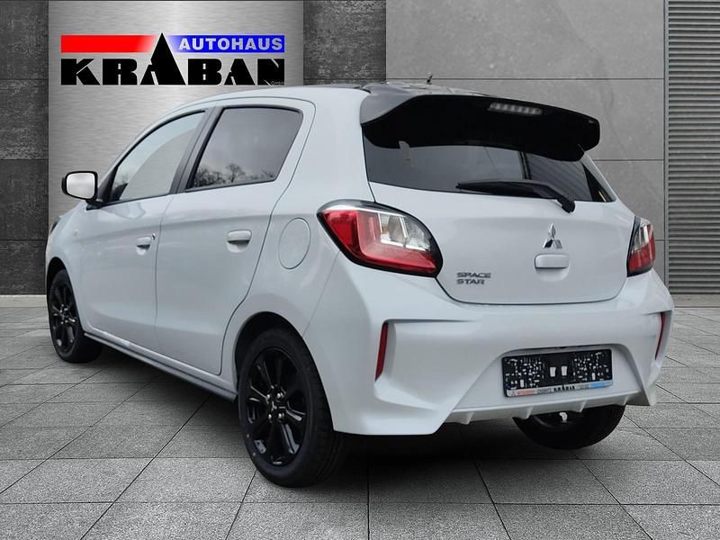 Second-hand Mitsubishi Space Star Edition 71 CP (52 kW) 2022 Albastru Berlinǎ