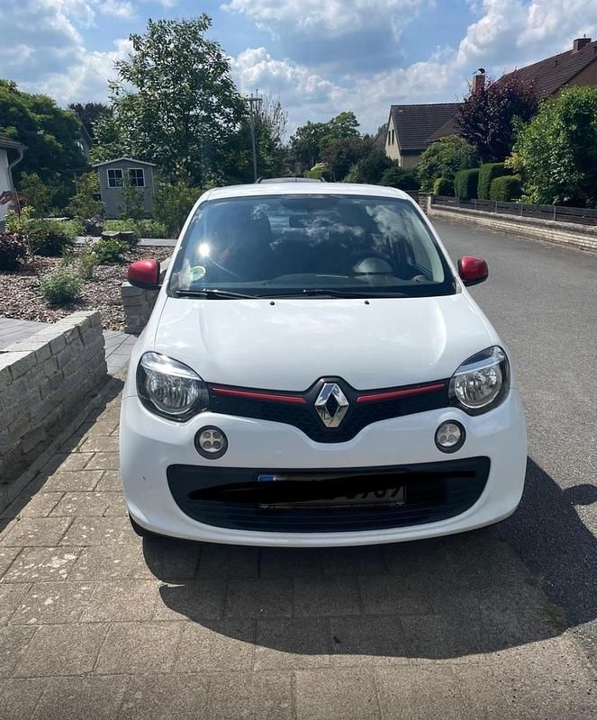 Weiß Gebraucht 2017 Renault Twingo Kleinwagen | 7.200 € - Bild 1/4
