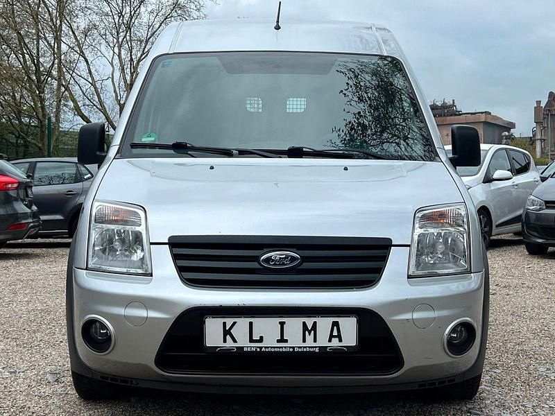 Gebraucht Ford Tourneo Connect 90 PS (66 kW) 2013 Silber Van / Kleinbus