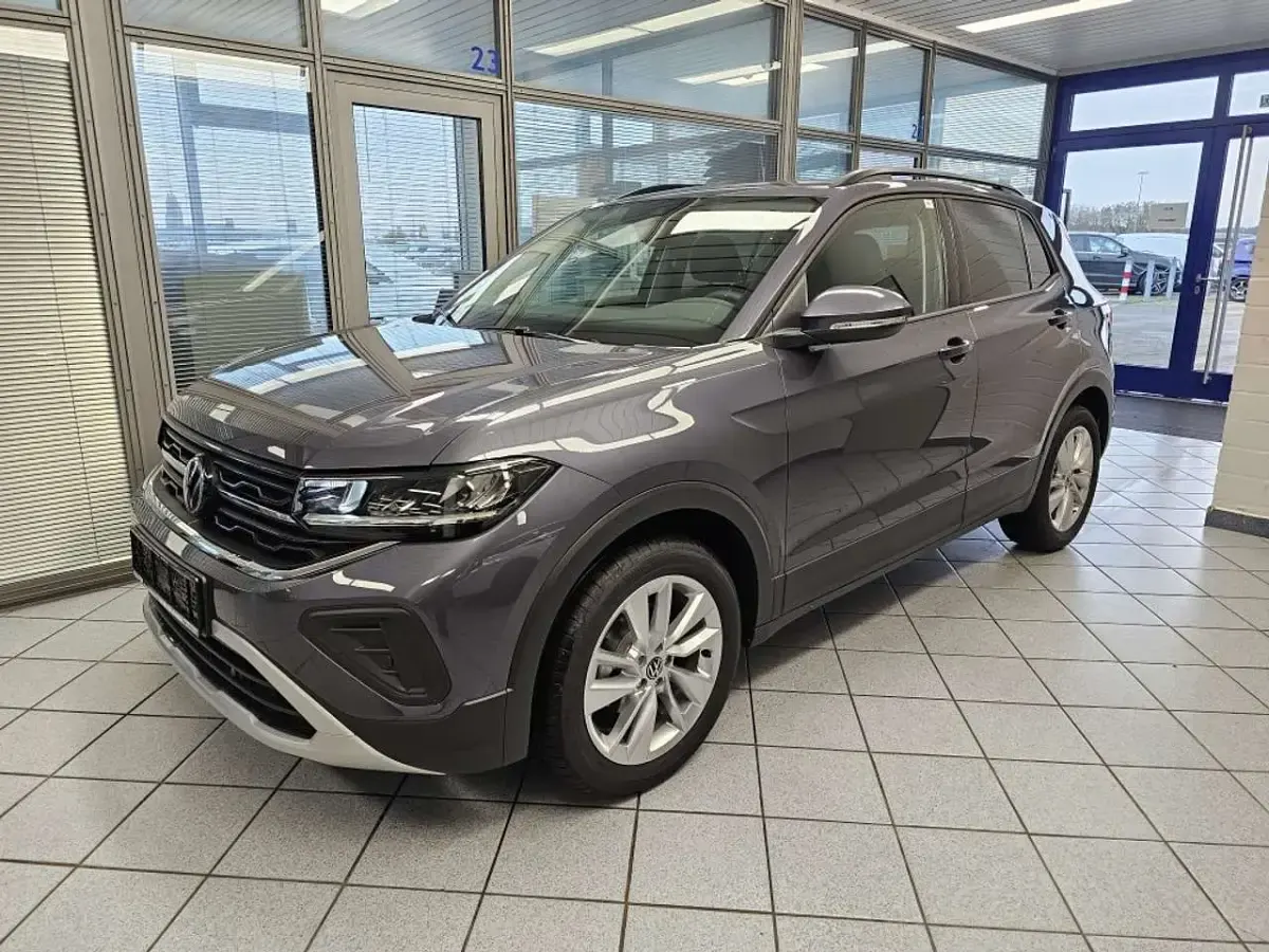 Neu VW T-Cross Life 116 PS (85 kW) 2025 Grau SUV