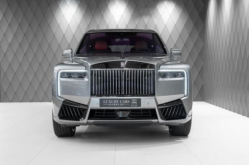 Neu Rolls Royce Cullinan 600 PS (441 kW) 2025 Grau SUV