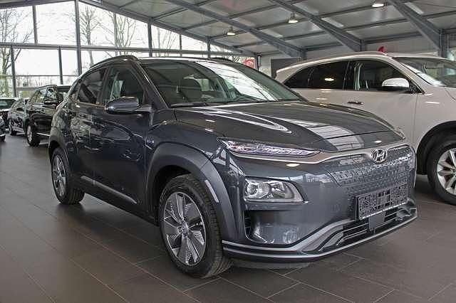 Gebraucht Hyundai Kona Advantage 100 kW (136 PS) 2021 Grau metallic SUV