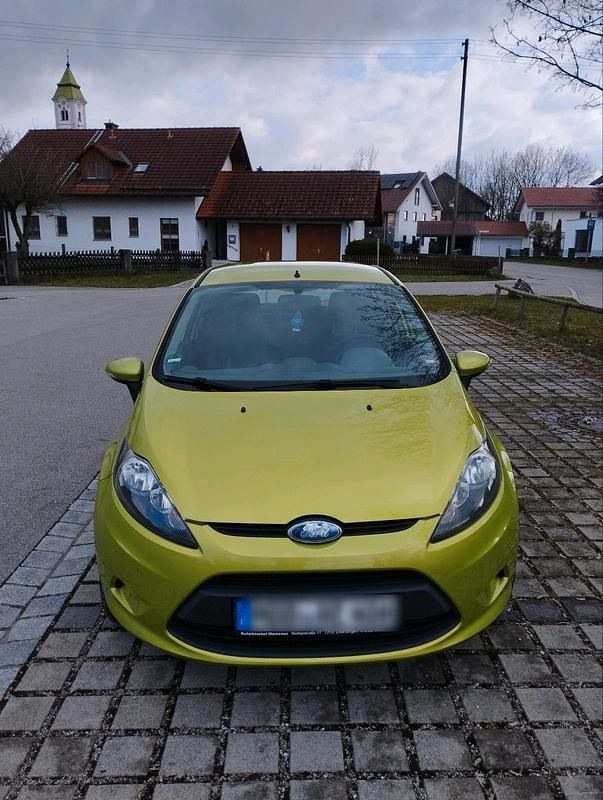 Grün Gebraucht 2009 Ford Fiesta Kleinwagen | 1.350 € (Superpreis) - Bild 1/4
