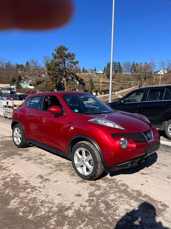 Gebraucht Nissan Juke Acenta 117 PS (86 kW) 2011 Rot SUV