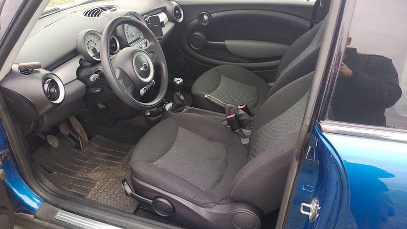 Gebraucht Mini Cooper 95 PS (69 kW) 2008 Blau Kleinwagen