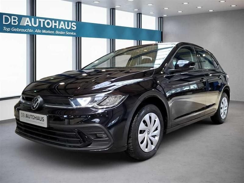 Schwarz Gebraucht 2023 VW Polo Life Kleinwagen | 16.380 € (Guter Preis) - Bild 1/4