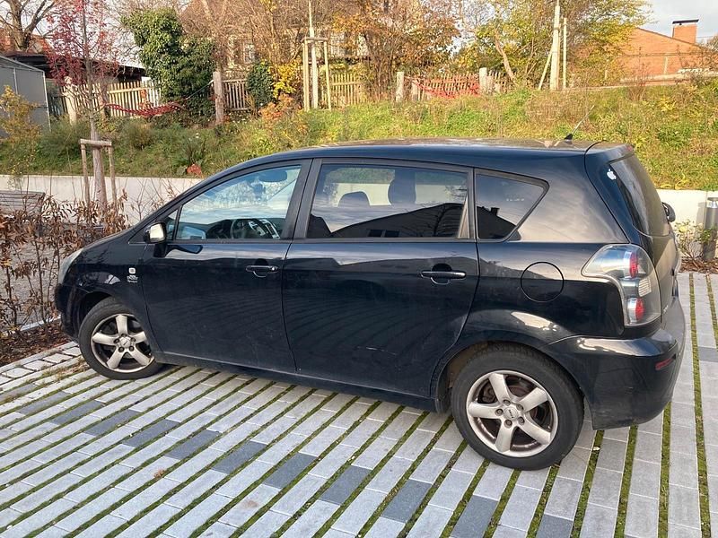 Schwarz Gebraucht 2008 Toyota Corolla Verso Van / Kleinbus | 4.850 € (Etwas zu teuer) - Bild 1/3