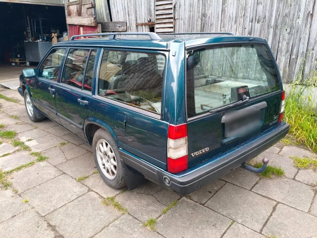 Gebraucht Volvo 940 165 PS (121 kW) 1997 Grün Kombi