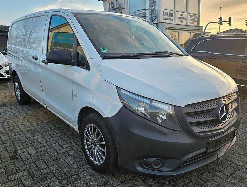 Gebraucht Mercedes Vito 114 PS (83 kW) 2016 Weiß Van