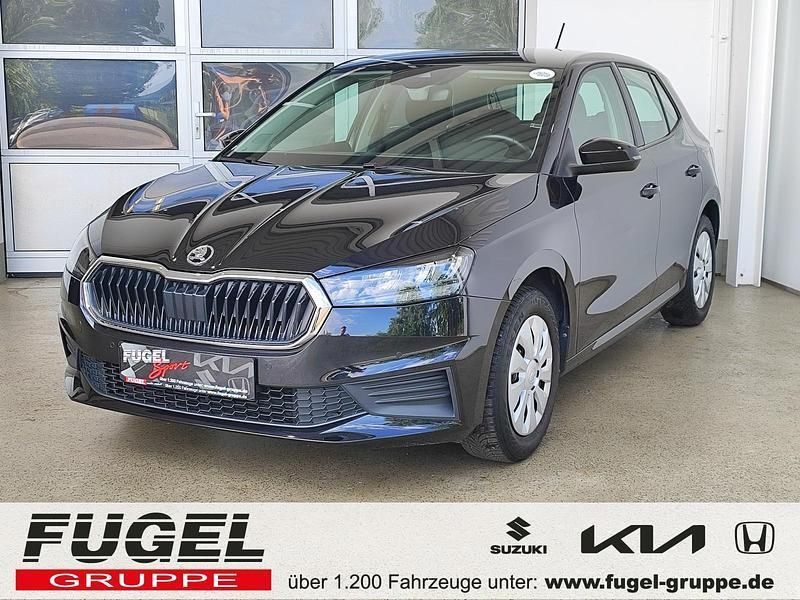 Schwarzmagic perleffekt Gebraucht 2022 Skoda Fabia Ambition Limousine | 17.899 € (Guter Preis) - Bild 1/4