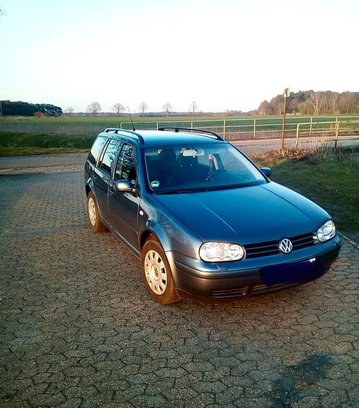 Gebraucht VW Golf IV 105 PS (77 kW) 2003 Blau Kombi