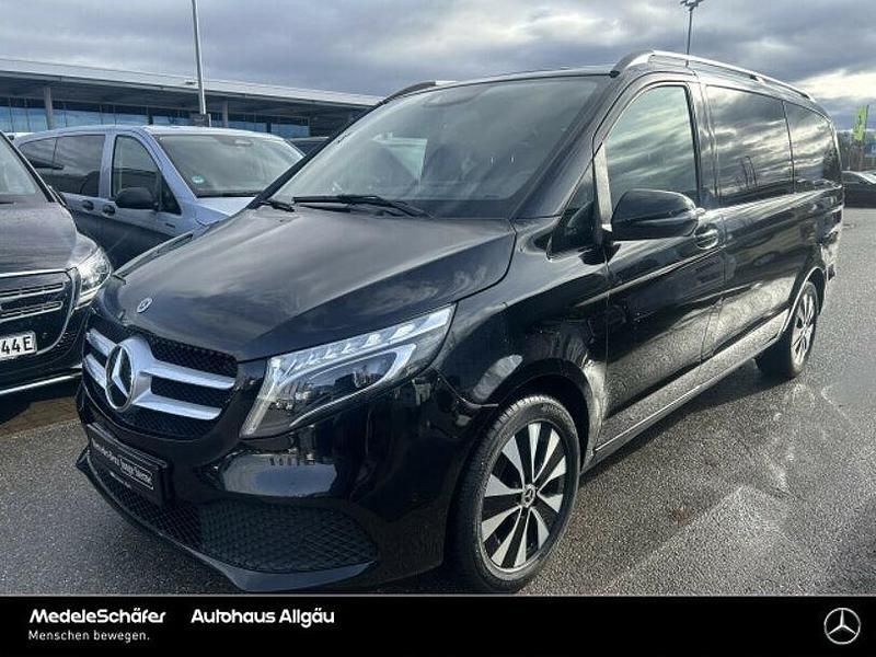 Gebraucht Mercedes V220 Edition 163 PS (119 kW) 2022 Obsidianschwarz Van / Kleinbus