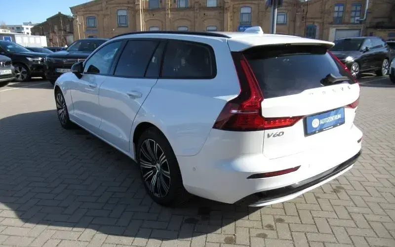 Occasion Volvo V60 Plus 197 ch (144 kW) 2025 Blanc Break