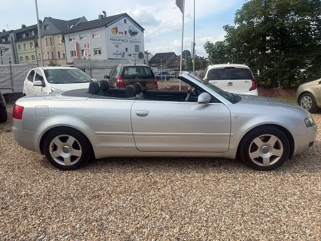 Gebraucht Audi A4 Cabriolet 170 PS (125 kW) 2002 Grau Cabrio