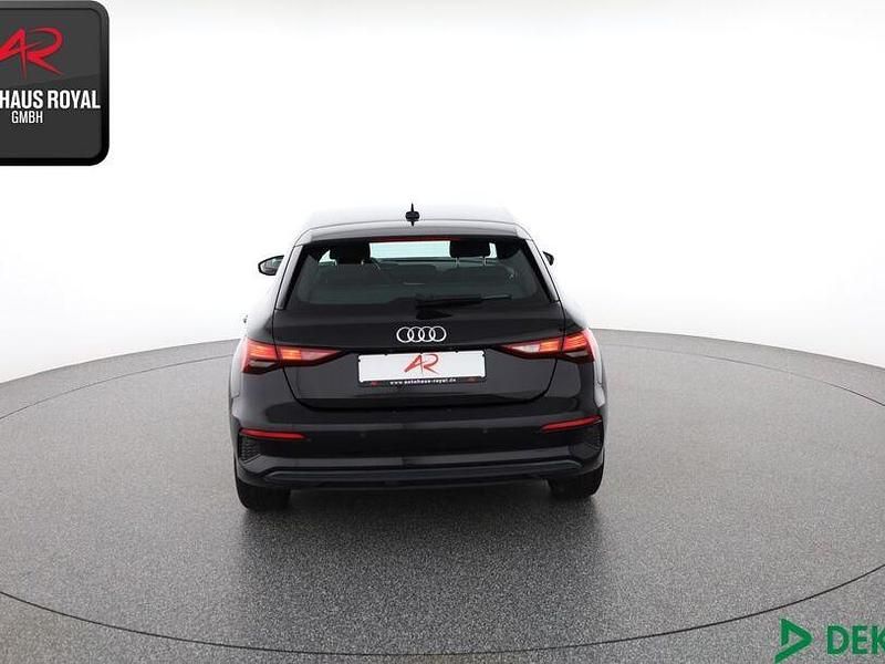 Gebraucht Audi A3 Comfort 116 PS (85 kW) 2023 Brillantschwarz Limousine