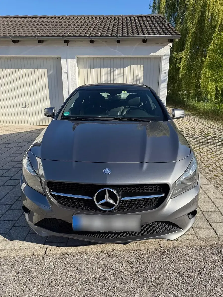 Gebraucht Mercedes CLA200 156 PS (114 kW) 2013 Grau Coupé