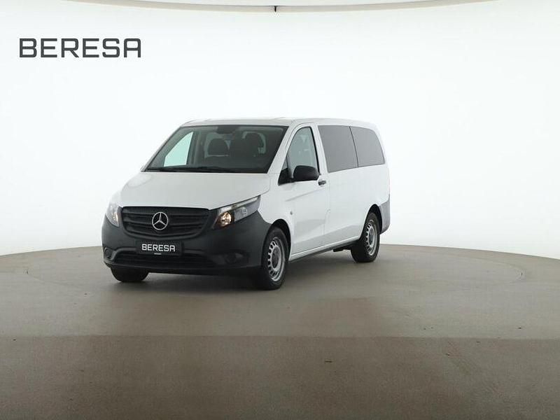 Weiß Gebraucht 2022 Mercedes Vito Kombi | 28.980 € (Fairer Preis) - Bild 1/4
