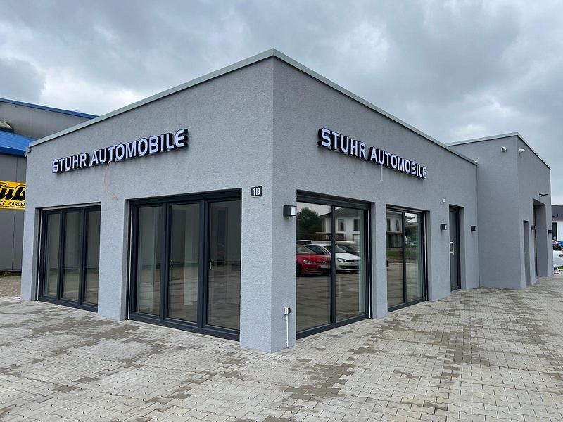 Weiß Gebraucht 2019 Kia Stonic SUV | 12.390 € (Fairer Preis) - Bild 1/3