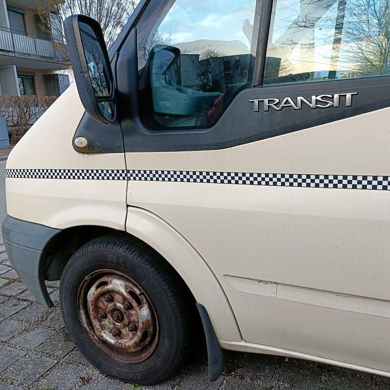 Gebraucht Ford Transit 116 PS (85 kW) 2010 Beige Van / Kleinbus