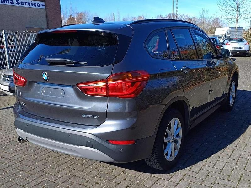 Gebraucht BMW X1 Advantage 140 PS (102 kW) 2018 Mineralgrau metallic SUV