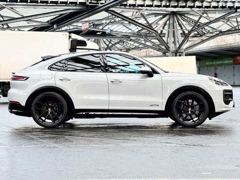 Gebraucht Porsche Cayenne GTS 500 PS (367 kW) 2025 Grau SUV