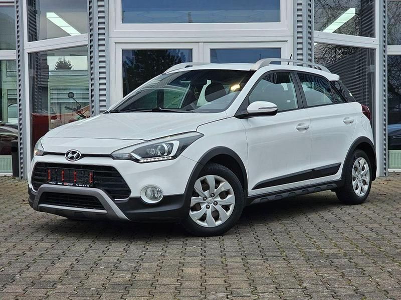 Weiß Gebraucht 2019 Hyundai i20 Active Kleinwagen | 8.490 € (Fairer Preis) - Bild 1/4