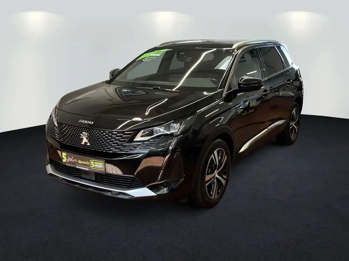 Gebraucht Peugeot 5008 GT 131 PS (96 kW) 2023 Schwarz perla nera/metallic klarlack (metallic) SUV