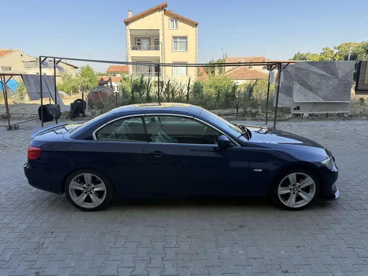 Gebraucht BMW 335 Cabriolet 306 PS (225 kW) 2011 Cabrio