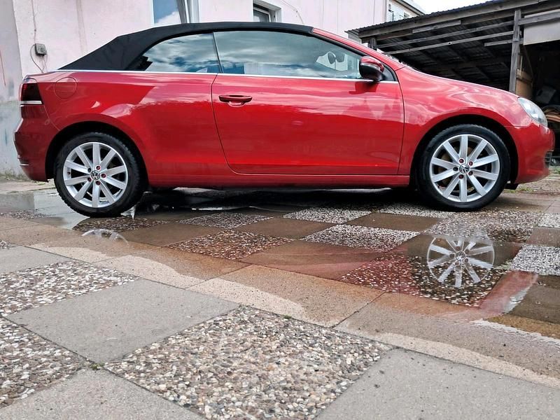 Gebraucht VW Golf Cabriolet 140 PS (102 kW) 2012 Rot Cabrio