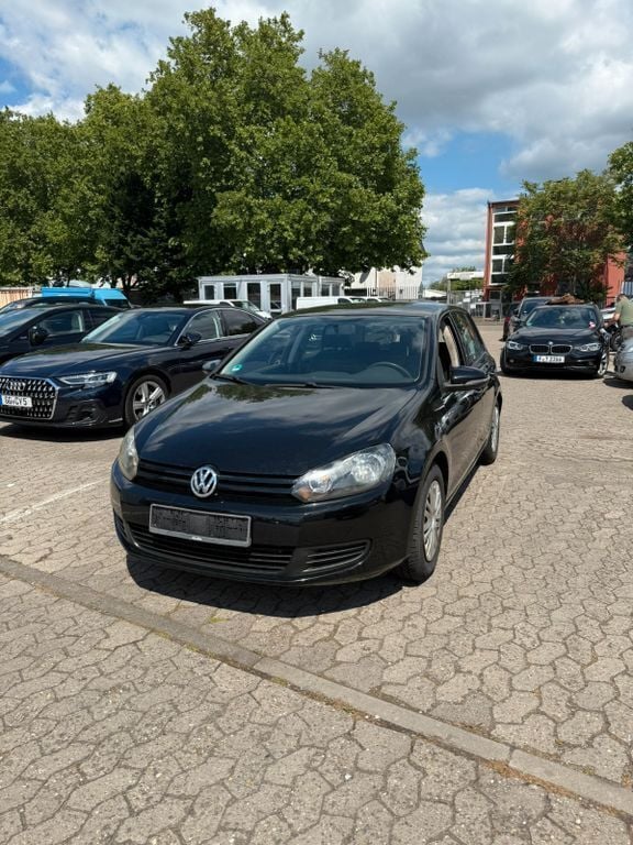 Schwarz Gebraucht 2009 VW Golf VI Trendline Limousine | 4.990 € (Guter Preis) - Bild 1/4