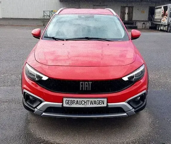 Gebraucht Fiat Tipo Cross 101 PS (74 kW) 2022 Colore esterno (passione red ( Kombi