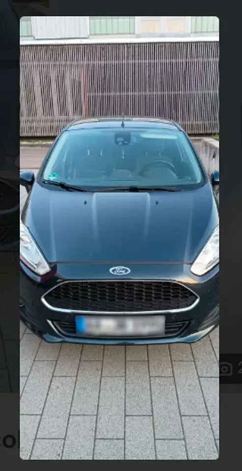 Gebraucht Ford Fiesta Celebration 101 PS (74 kW) 2016 Blau Kleinwagen