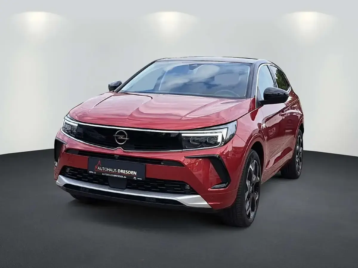 Gebraucht Opel Grandland X Elegance 131 PS (96 kW) 2023 Rubin rot SUV