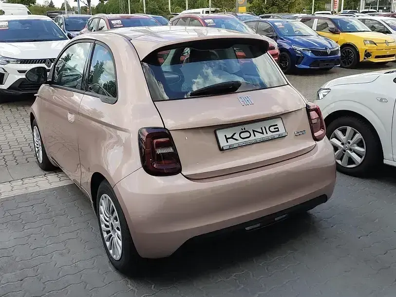 Gebraucht Fiat 500e 86 kW (118 PS) 2023 Gold Kleinwagen