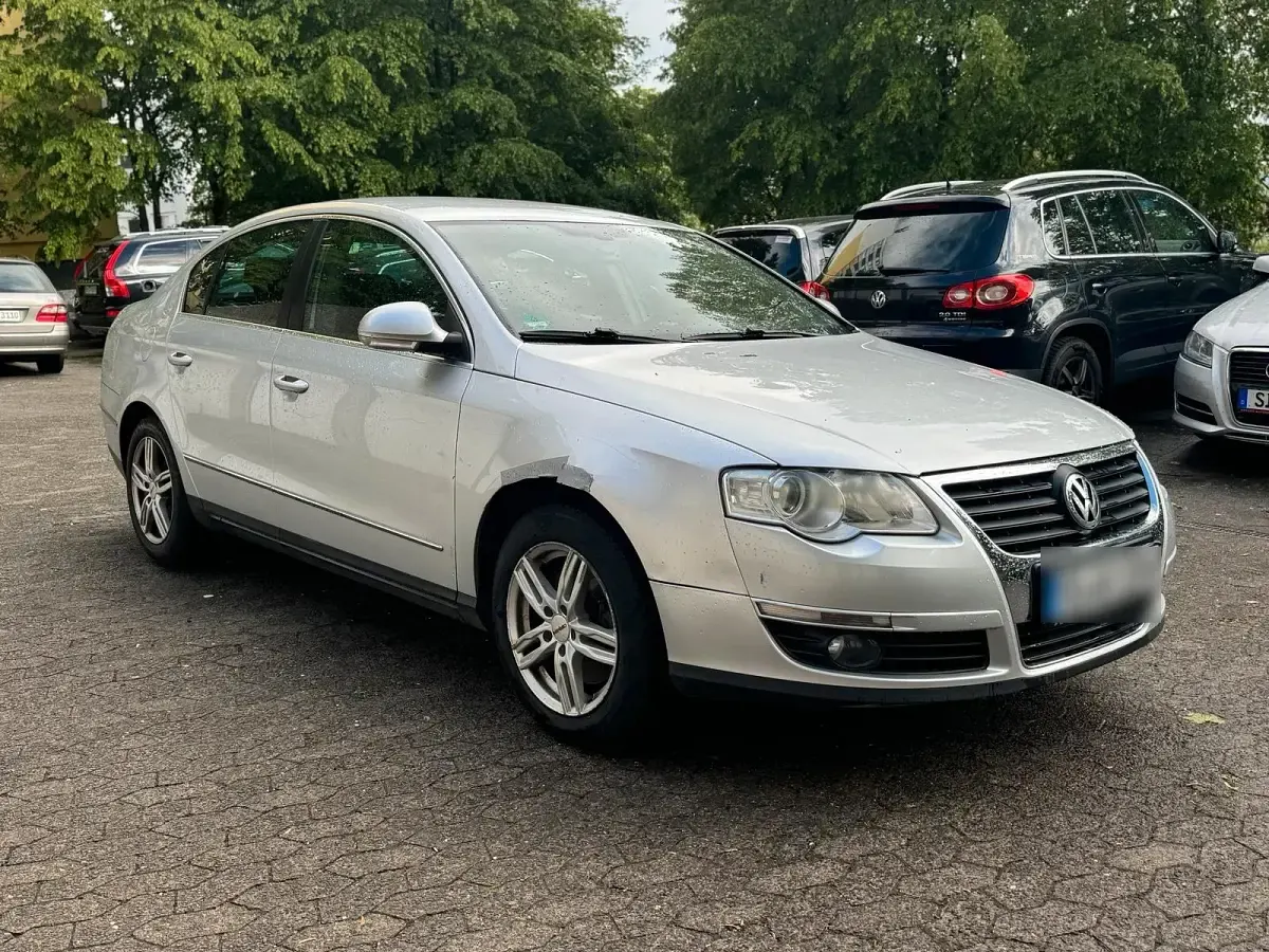 Gebraucht VW Passat 116 PS (85 kW) 2008 Silber Limousine