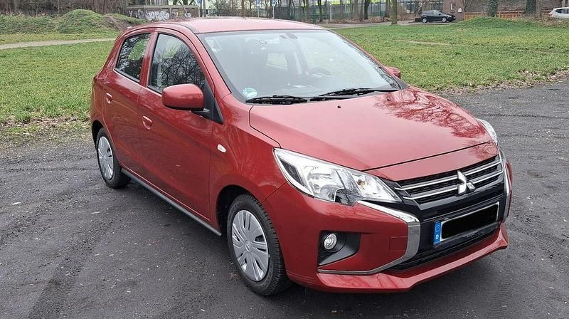 Gebraucht Mitsubishi Space Star Select 71 PS (52 kW) 2025 Rot Kleinwagen