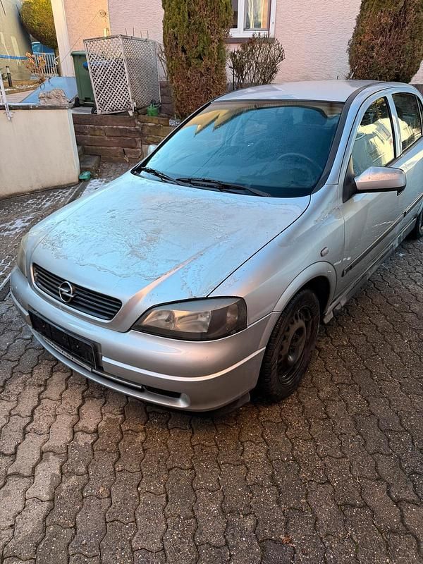 Second-hand Opel Astra 101 CP (74 kW) 2000 Argintiu Berlinǎ