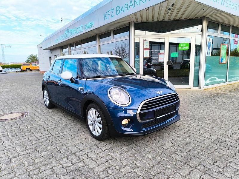 Blau Gebraucht 2017 Mini Cooper Kleinwagen | 14.700 € (Fairer Preis) - Bild 1/4