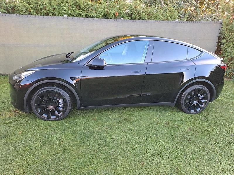 Schwarz Gebraucht 2022 Tesla Model Y SUV | 29.500 € (Superpreis) - Bild 1/4