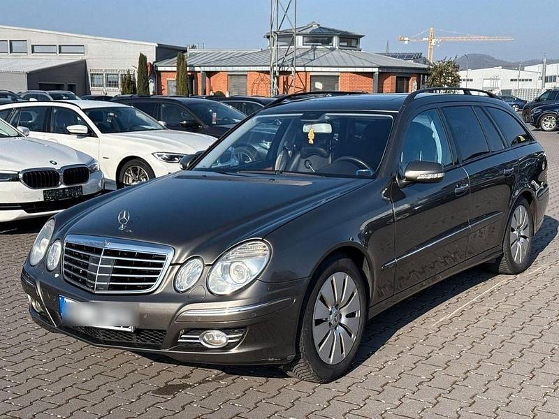 Gebraucht Mercedes E280 231 PS (169 kW) 2007 Grau Kombi