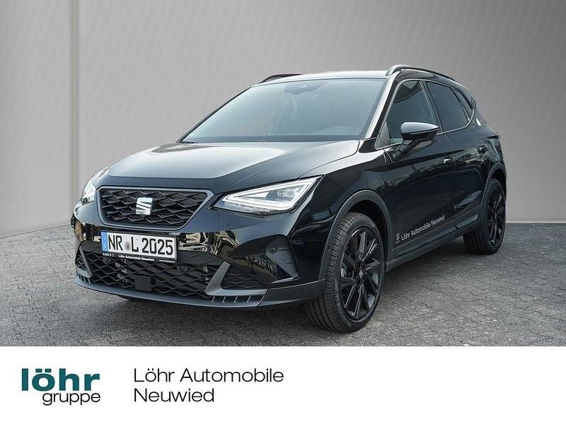 Mitternachtsschwarz Gebraucht 2025 Seat Arona Black Edition SUV | 25.750 € (Teuer) - Bild 1/4