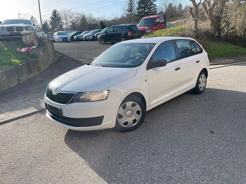 Gebraucht Skoda Rapid Active 90 PS (66 kW) 2013 Weiß Kleinwagen