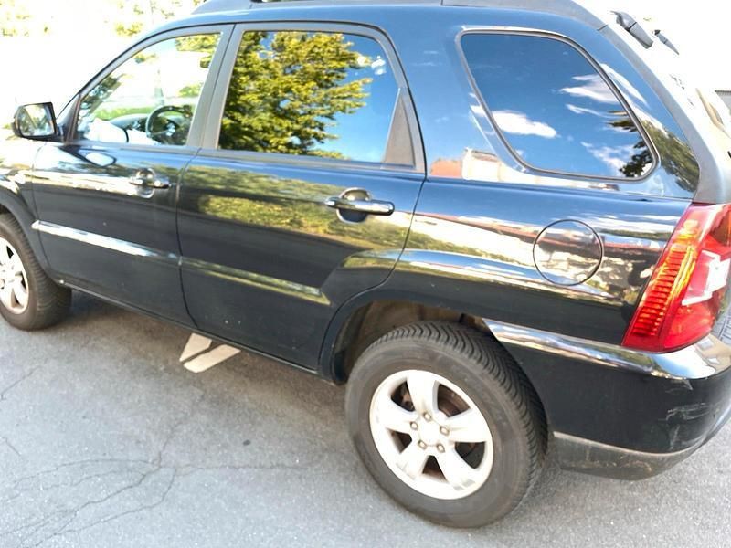 Schwarz Gebraucht 2010 Kia Sportage SUV | 4.999 € (Fairer Preis) - Bild 1/4